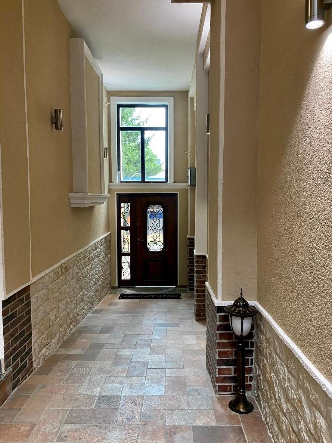 Къща за гости Кребс guesthousekrebs Шумен Екстер'єр фото