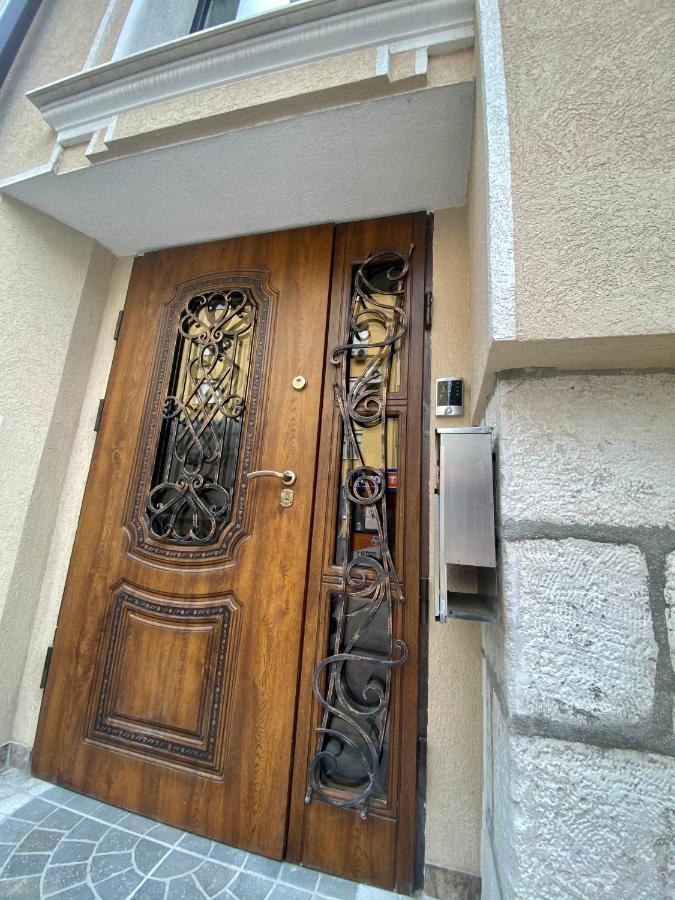Къща за гости Кребс guesthousekrebs Шумен Екстер'єр фото