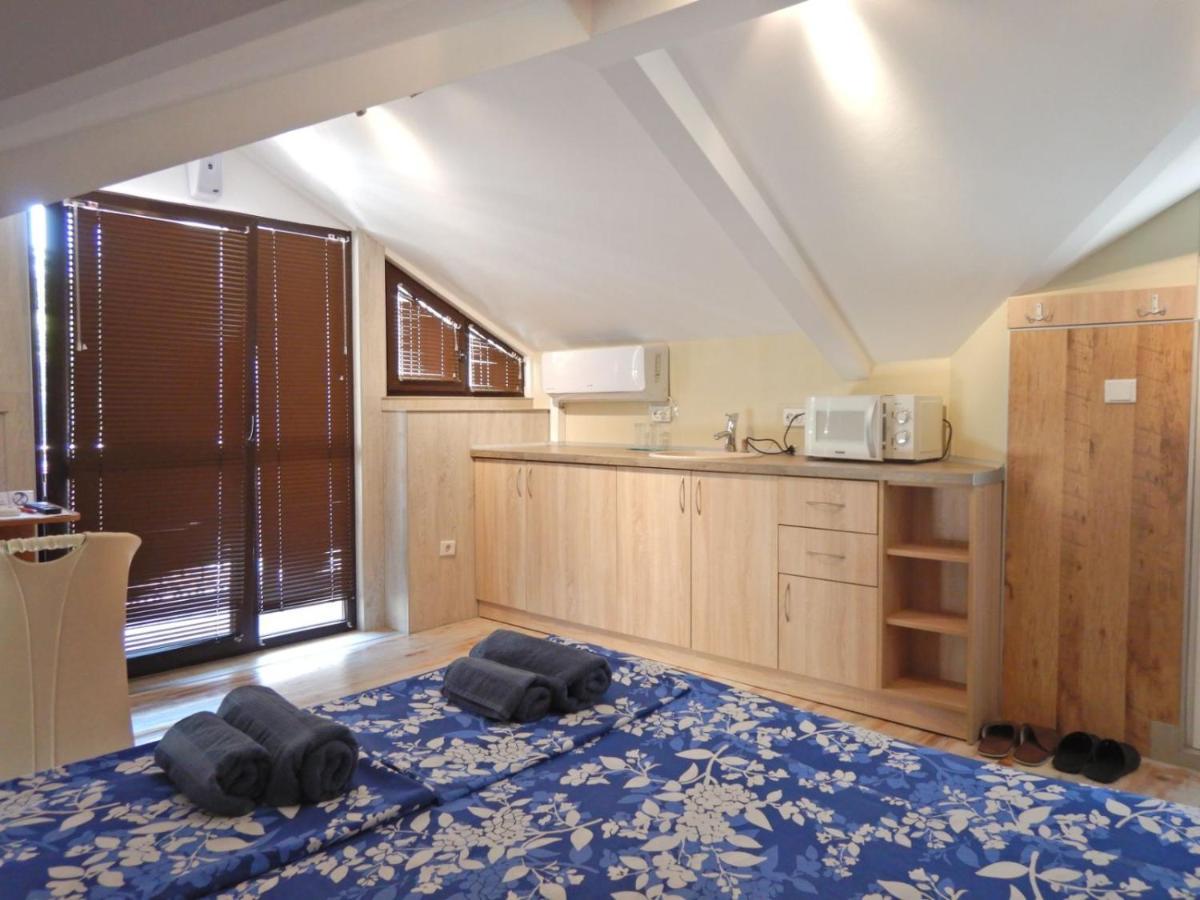 Къща за гости Кребс guesthousekrebs Шумен Екстер'єр фото